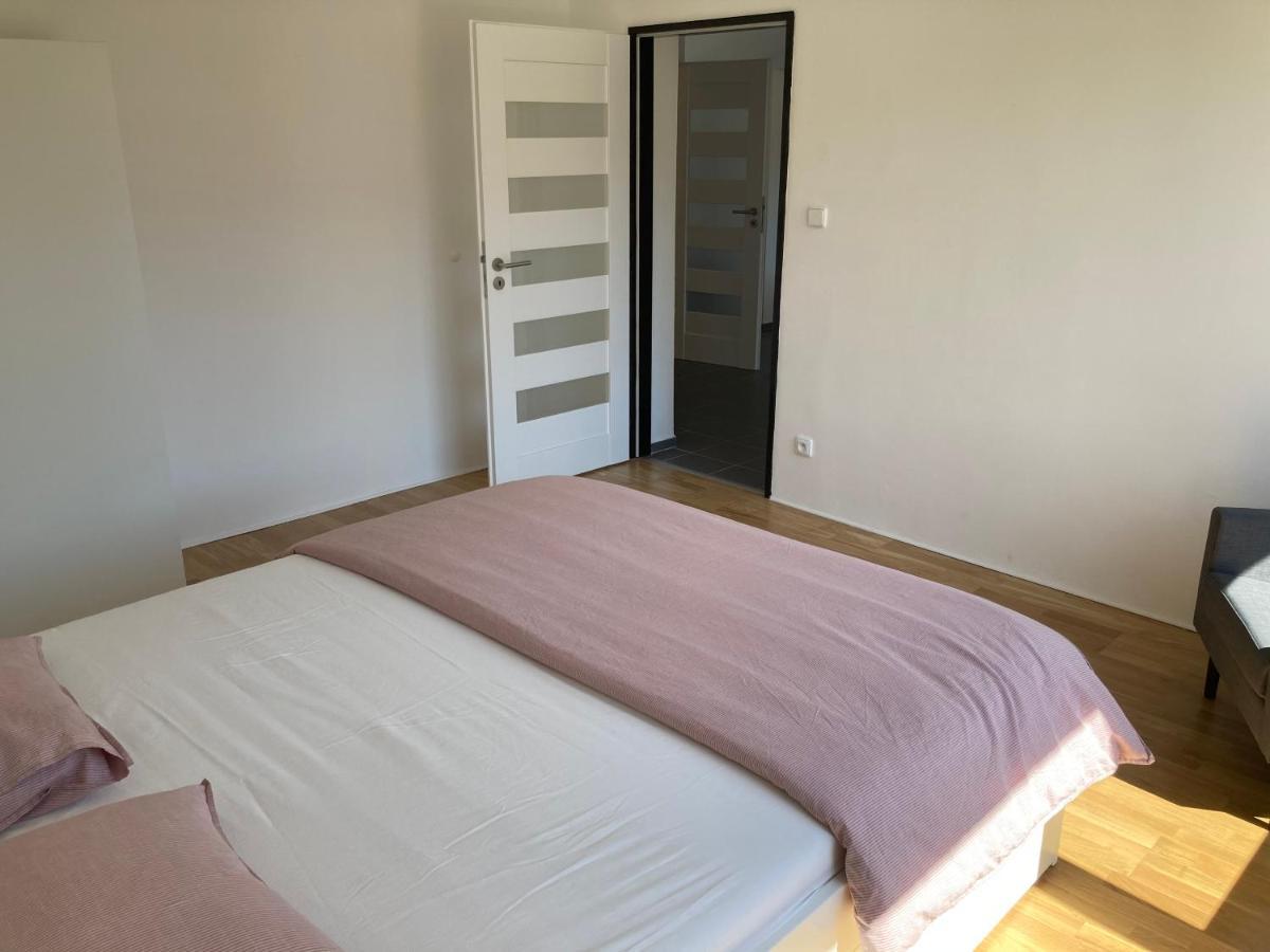 Apartmán MAAY Hlohovec Exterior foto